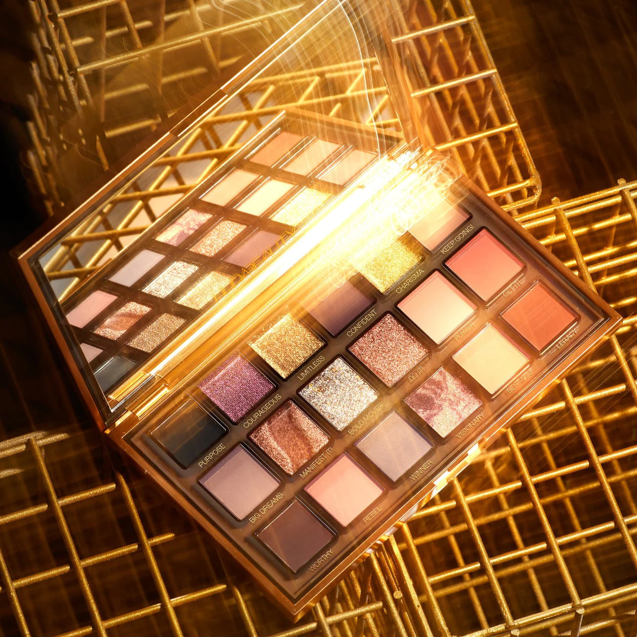 Hub Empowered Eyeshadow Palette